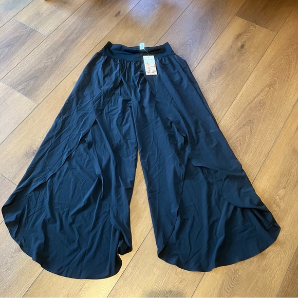 HALARA Breezeful High Waisted Palazzo Flowy Split Wide Leg Quick Dry Pants (M) - Picture 3 of 7